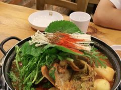 -喇喇排骨火锅·传统韩式脊骨汤(望京西园总店)