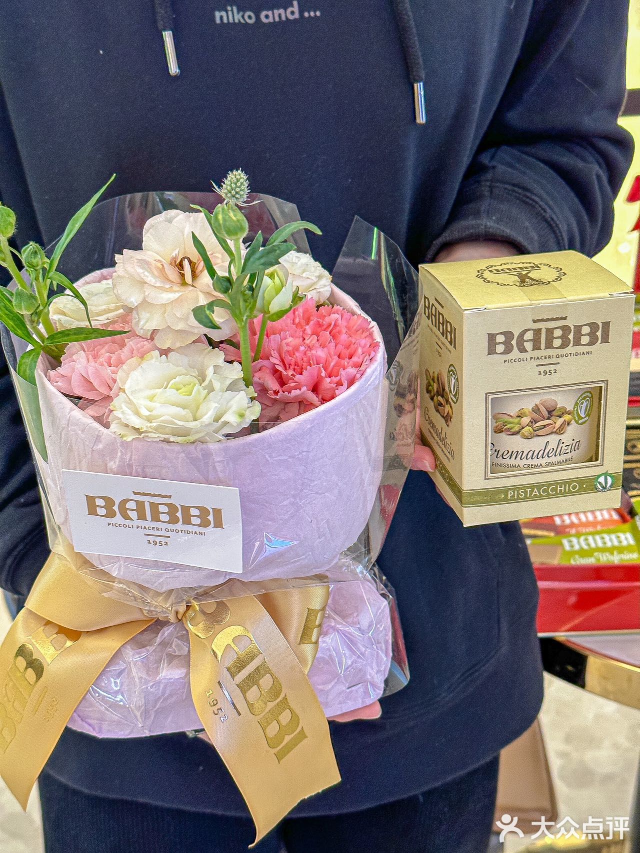 女神节｜收到了Zui想要的威化饼干！！！