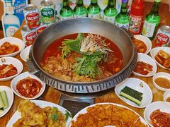 -喇喇排骨火锅·传统韩式脊骨汤(望京西园总店)