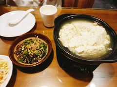 -重庆石磨豆花庄(乔庄店)