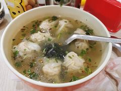 -石门侯·石门馄饨侯(革新北街店)