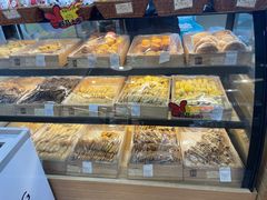 -牛朋牛奶棚(南昌路店)