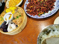 -黄桷树曹家私房菜(江与城店)