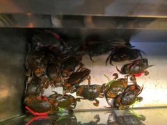 -J Daeng Seafood