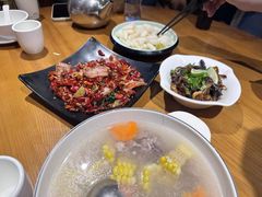 -隔壁老王·家常云南菜(花巷店)