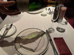 -Wolfgang’s Steakhouse 沃夫冈牛排馆(上海白玉兰广场店)