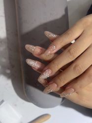 -瞧·享轻奢美甲美睫