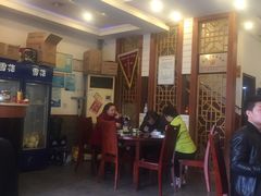 大堂-一品味庄·地标武昌鱼·藕汤湖北菜(黄鹤楼店)