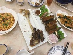 -马尔龙新疆饭店·清真(瑞景店)