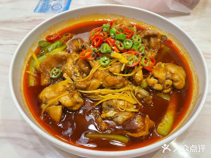 吉品系中餐厅(歌斐中心店)馋嘴蛙图片