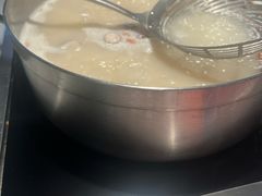 -尚尚仙·酸汤猪手·猪肚鸡火锅(华联万柳购物中心店)