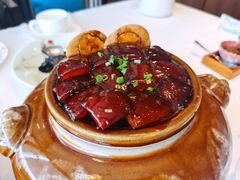紫砂红烧肉-松鹤楼·非遗·苏帮菜(融科店)