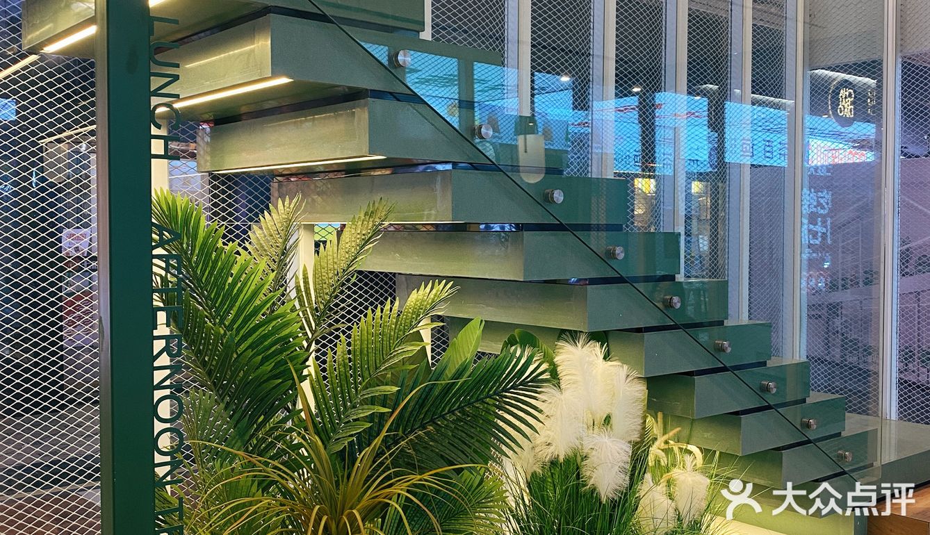 在晋江时代广场中庭商业街这家漫城咖啡️可以说从学生时