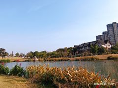 -李自健美术馆