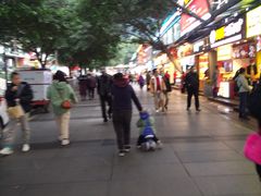 -八一路好吃街(雨田商务大厦店)