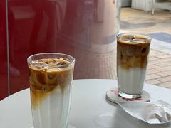 拿铁-UNI UNI(环亚凯瑟琳店)