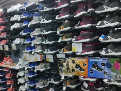 -迪卡侬(西三旗店)
