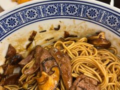 -沪西老弄堂面馆(定西路店)