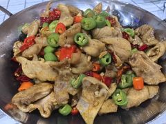干锅肥肠-虎虎龙虾大排档(双井店)