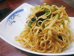 -超越炭火牛蛙火锅鸡(河东店)