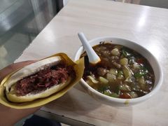 -邢老三肉丸糊辣汤(西安总店)