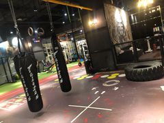 -VLines耀能运动24小时·月付制健身(京广桥店)