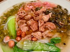 -八月美食小馆(银泰城总店)