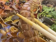 -老东镇啤酒屋海鲜加工·蒸汽海鲜·海鲜烧烤(台东店)