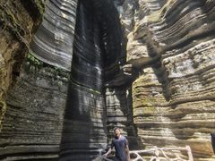 -梭布垭石林景区