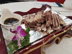 精品手扒羊排-那达慕蒙古风味酒楼