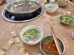 -黑竹沟新场牛肉火锅