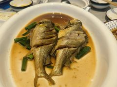 -小船渔村•大连菜•大连焖鱼(黄河路店)