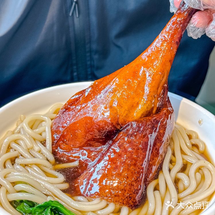 东莞｜好正！真的是无敌脆皮的烧鹅腿🍗