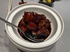 百叶结红烧肉-屋里厢上海菜馆