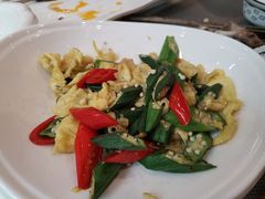 秋葵炒鸡蛋-巴依老爷新疆美食(清华东门店)