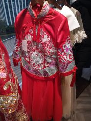 -Lady  Jane高端婚纱礼服馆