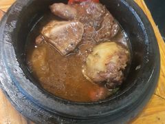 石锅牛仔骨-龙凤点心·饼家(松岗店)