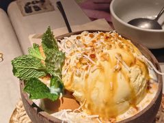 泡鲁达-饱嗝·小炒云南菜·见手青乌鸡汤锅(来凤街国创园店)