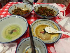 -荆九爷爆炒桥头三嫩(云南北路店)