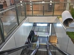 -第5大道精品休闲购物广场