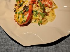 -弦月窗LUNETTE BY AMANDA(复兴路店)