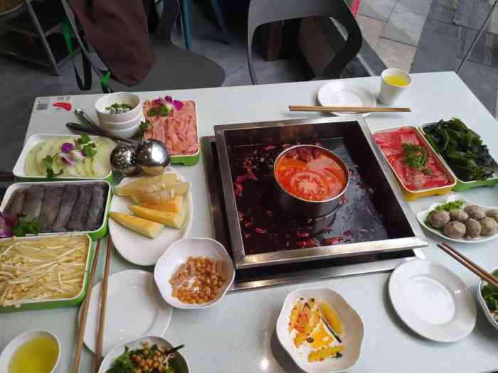 不愧是我们内江人民的海底捞哈哈哈虽然我不常在内江但是一直都晓得这