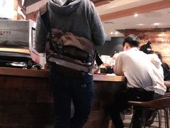 -星巴克臻选(深圳金光华店)