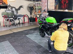 -摩道团机车工坊 摩托车维修 精洗店