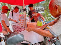 -詹爷爷乌节路街头冰淇淋
