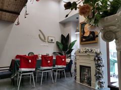 -柯斗斗主题餐厅·狗咖·围炉煮茶·茶饮(国瑞升平里店)