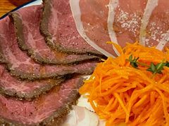 -羽深肉铺 Steak & Wine