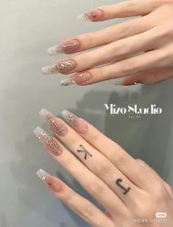 -星辰·新中式美甲美睫工作室