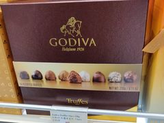 -中免(澳门机场免税店)