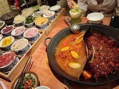 -周小明火锅(黑金冠社区店)